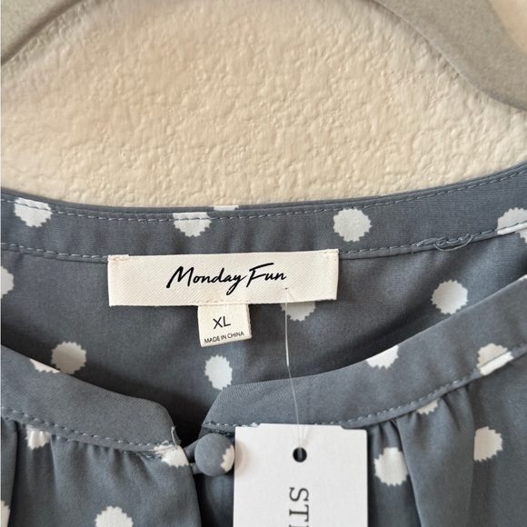 Navy Polka Dot Sleeveless Top - Picture 3 of 8